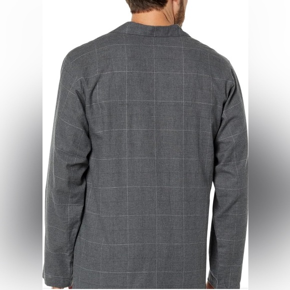 Gray and white striped flannel like pajamas top from POLO Ralph Lauren size m - Picture 2 of 9